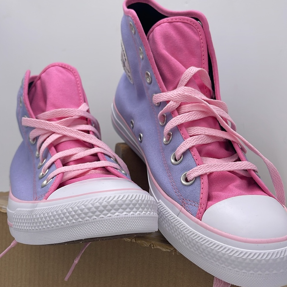 Converse Men’s A02171C Chuck Taylor All Star Canvas Sneakers - Picture 5 of 16